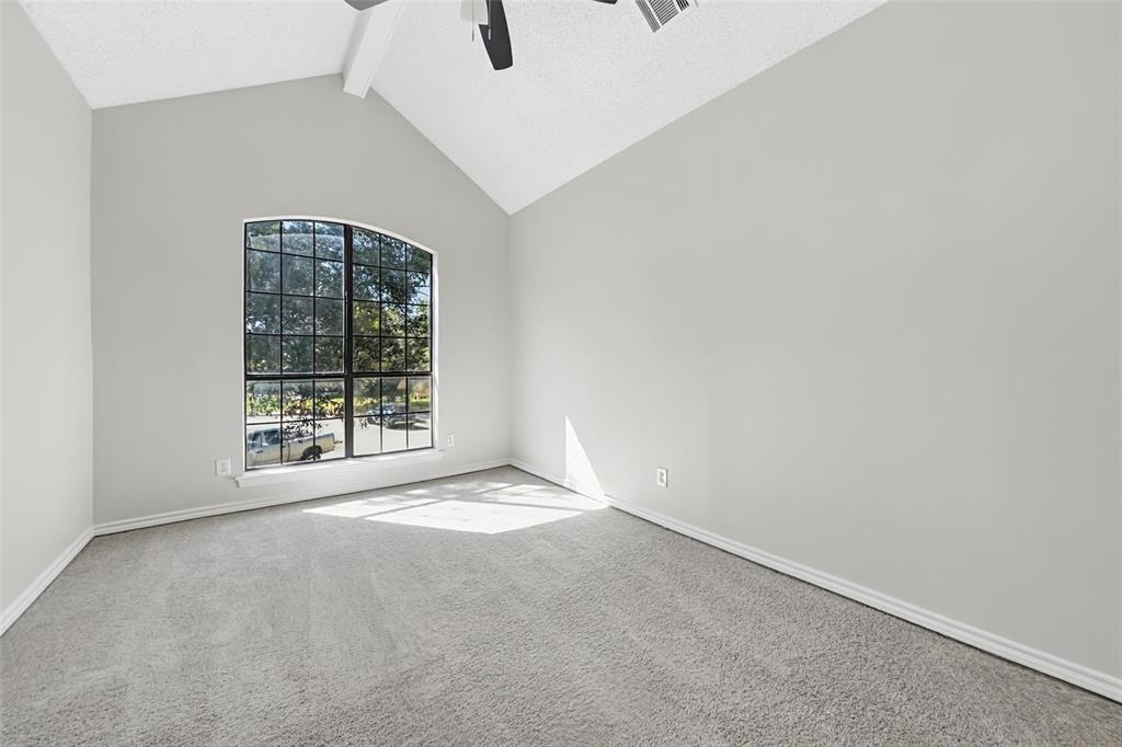 612 N Silver Creek Circle, DeSoto, TX 75115