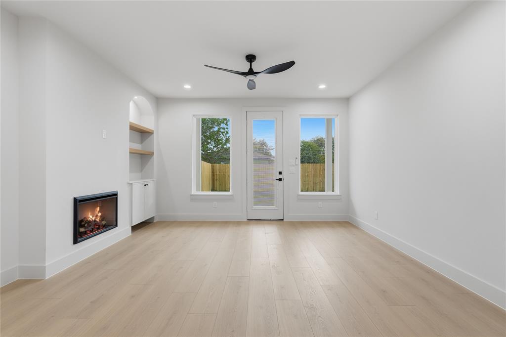3427 & 3429 Detonte Street, Dallas, TX 75223