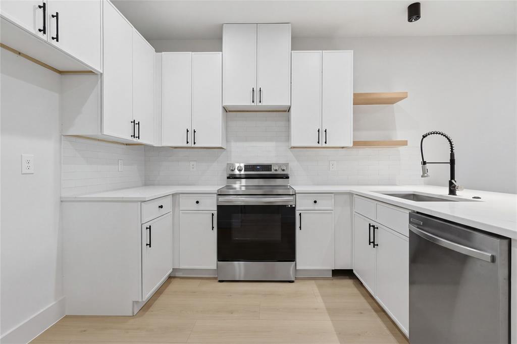 3427 & 3429 Detonte Street, Dallas, TX 75223