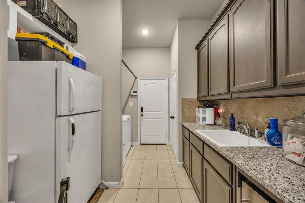 9880 County Road 466, Princeton, TX 75407