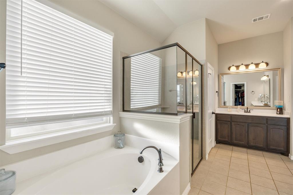 9880 County Road 466, Princeton, TX 75407