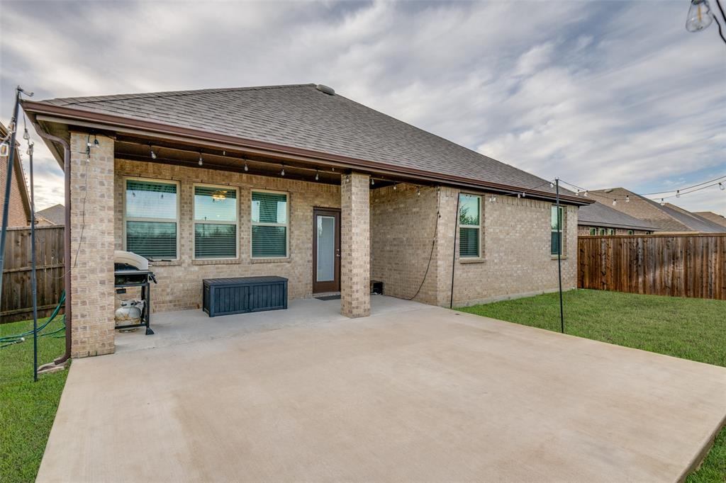 905 Philadelphia Street, Fate, TX 75189