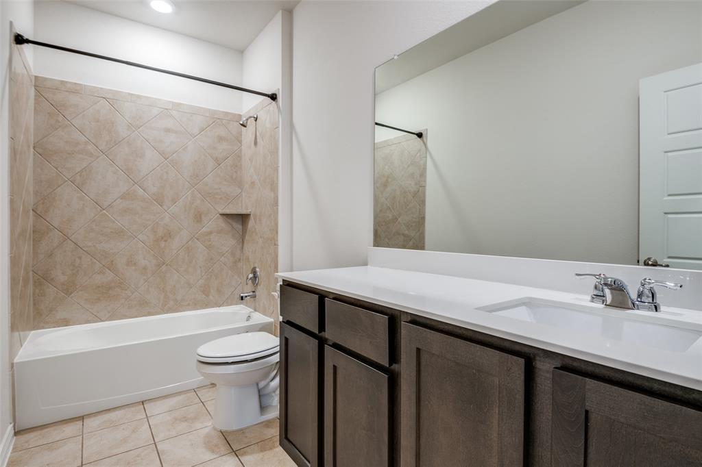 905 Philadelphia Street, Fate, TX 75189
