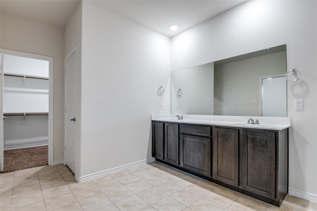 905 Philadelphia Street, Fate, TX 75189