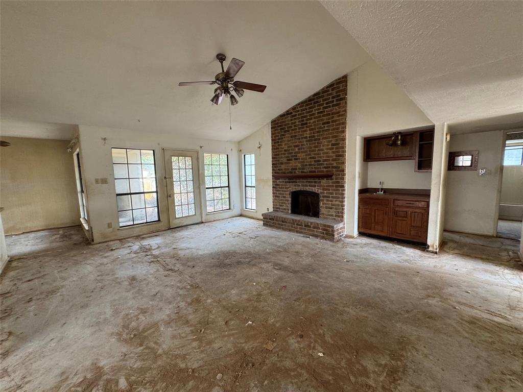 1325 Crestview Drive, Allen, TX 75002