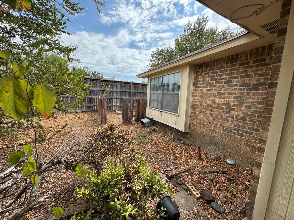 1325 Crestview Drive, Allen, TX 75002