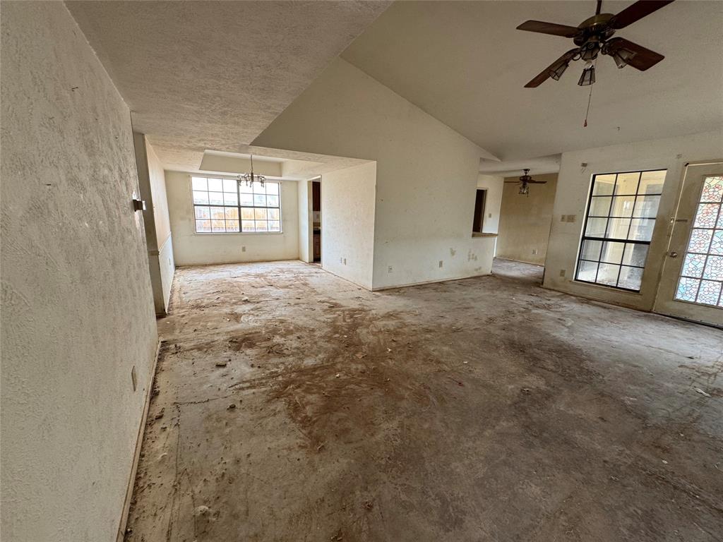 1325 Crestview Drive, Allen, TX 75002
