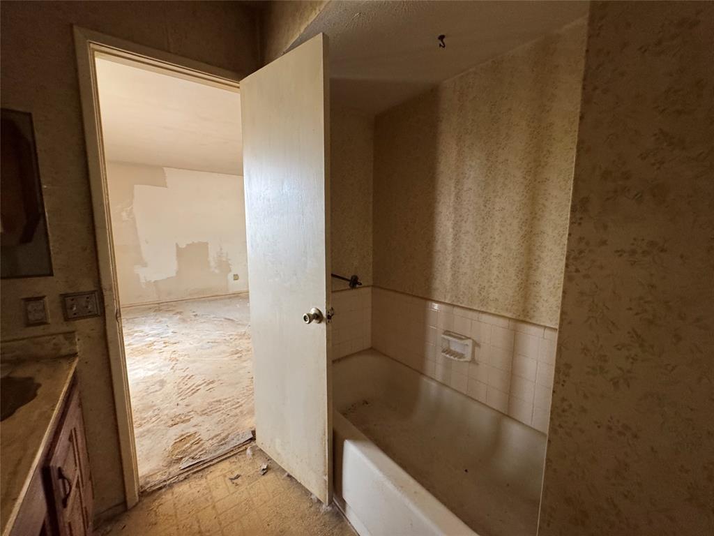 1325 Crestview Drive, Allen, TX 75002