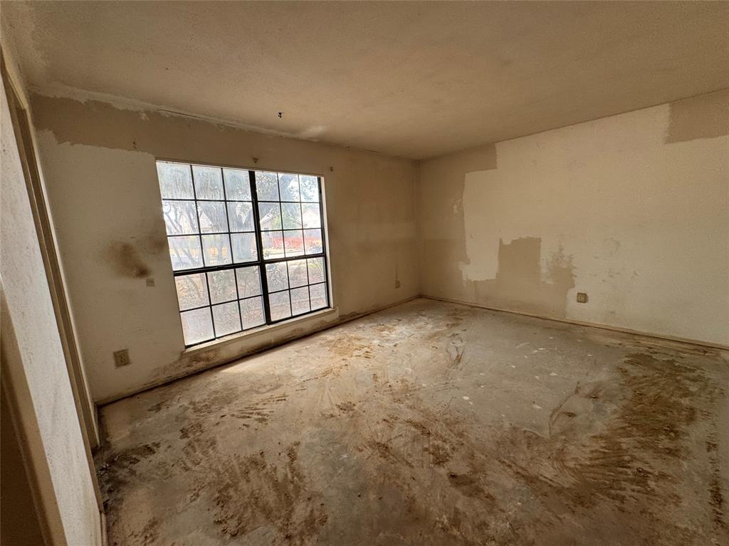1325 Crestview Drive, Allen, TX 75002