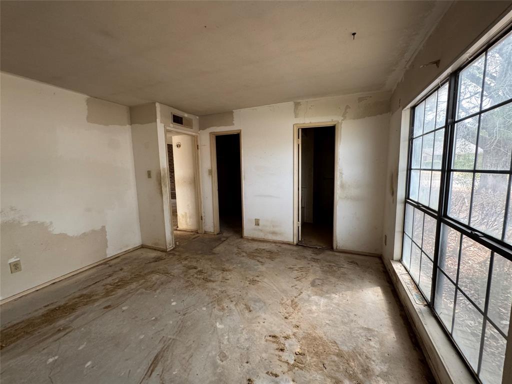 1325 Crestview Drive, Allen, TX 75002