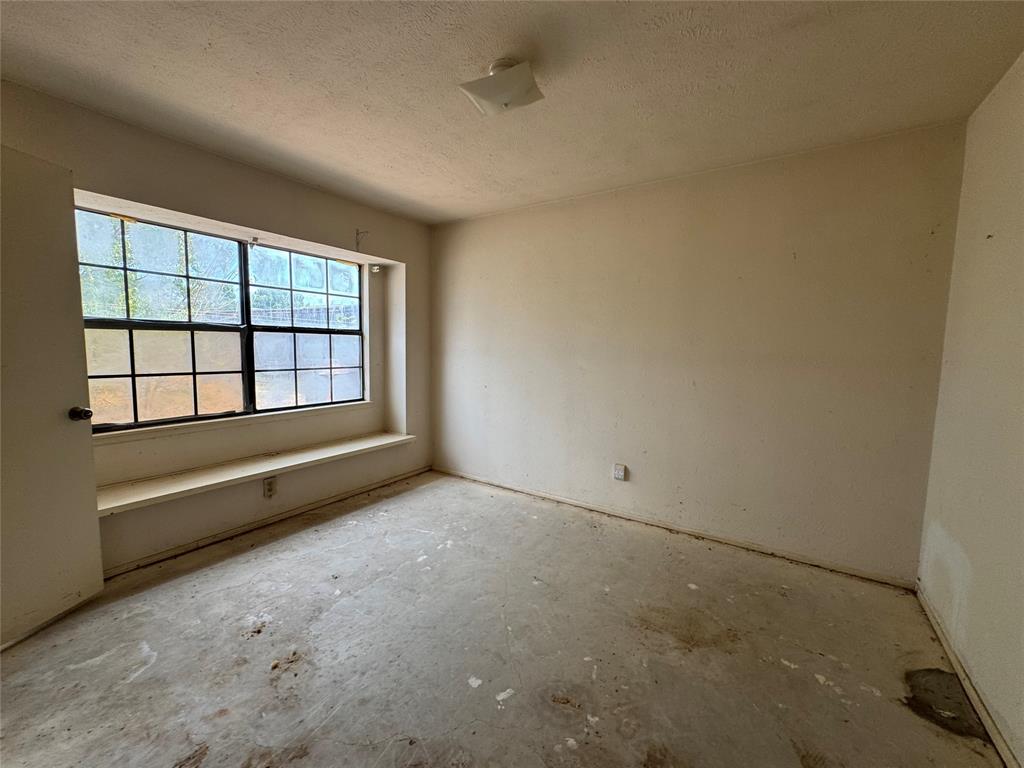 1325 Crestview Drive, Allen, TX 75002