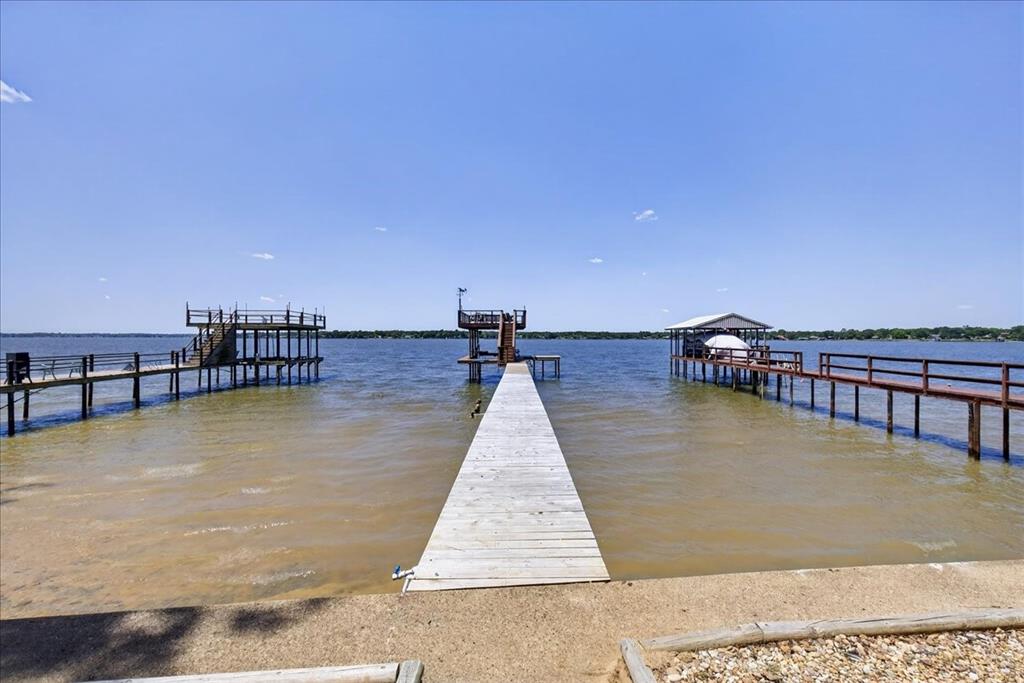 10118 Lakeview Street, Payne Springs, TX 75156