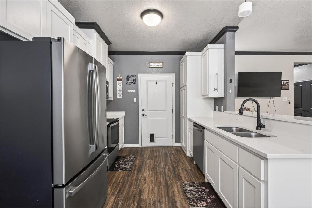 106 Paseo Patricia, Gun Barrel City, TX 75156