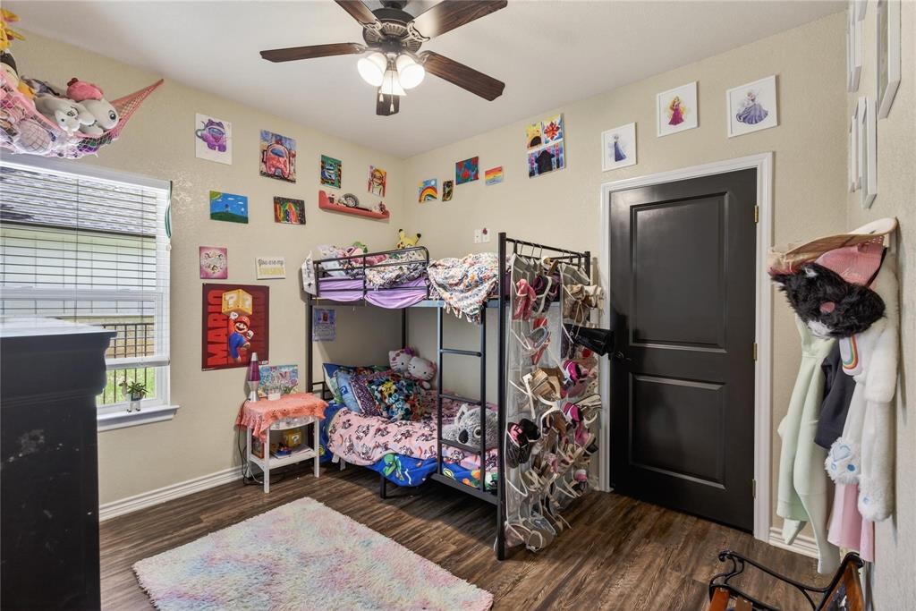 106 Paseo Patricia, Gun Barrel City, TX 75156
