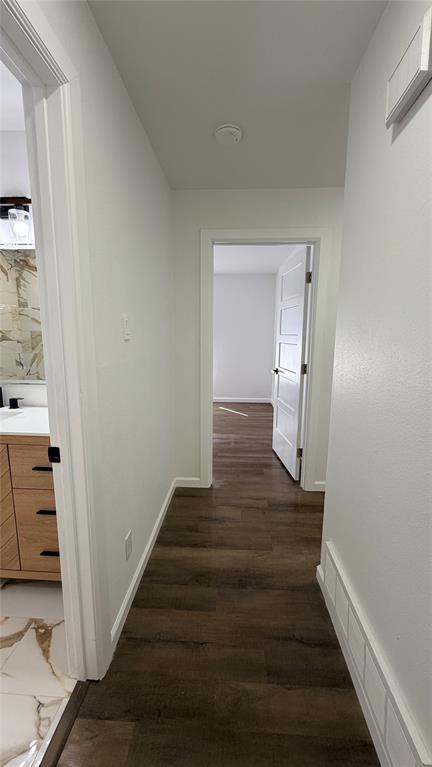 1326 TANAGER Lane, Garland, TX 75042