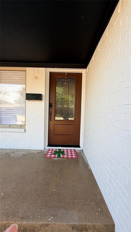 1326 TANAGER Lane, Garland, TX 75042