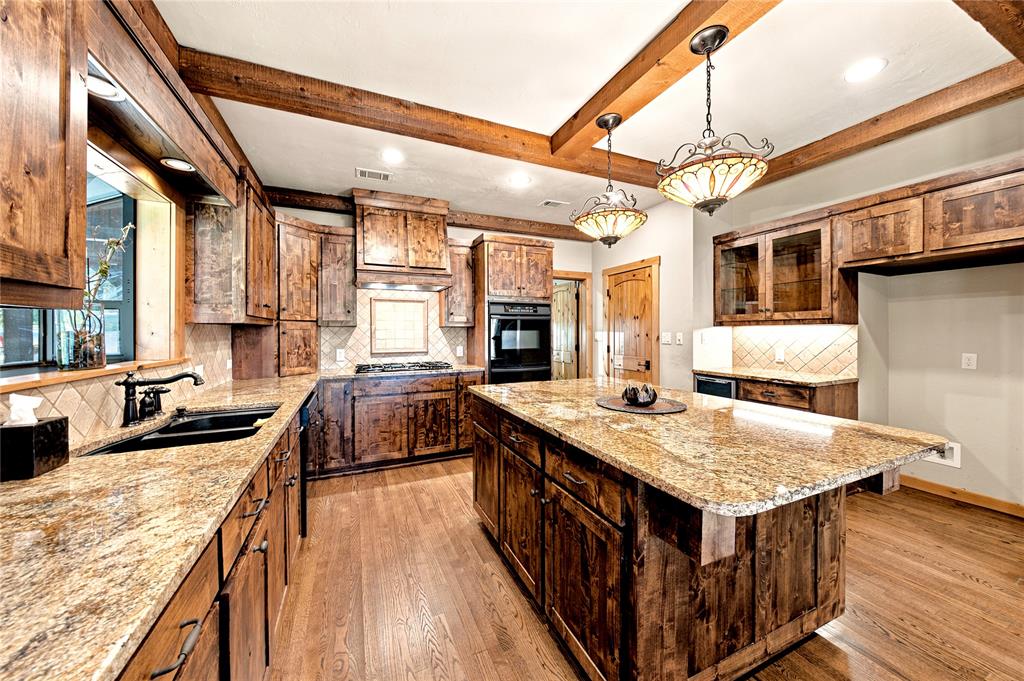 8726 Toler Pointe, Larue, TX 75770 8726 Toler Pointe, Larue, TX 75770