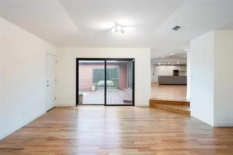 10667 Pagewood Drive, Dallas, TX 75230