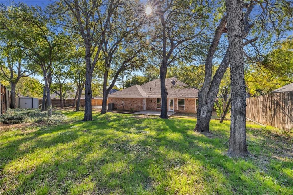 3620 Dahlia Drive, Grand Prairie, TX 75052