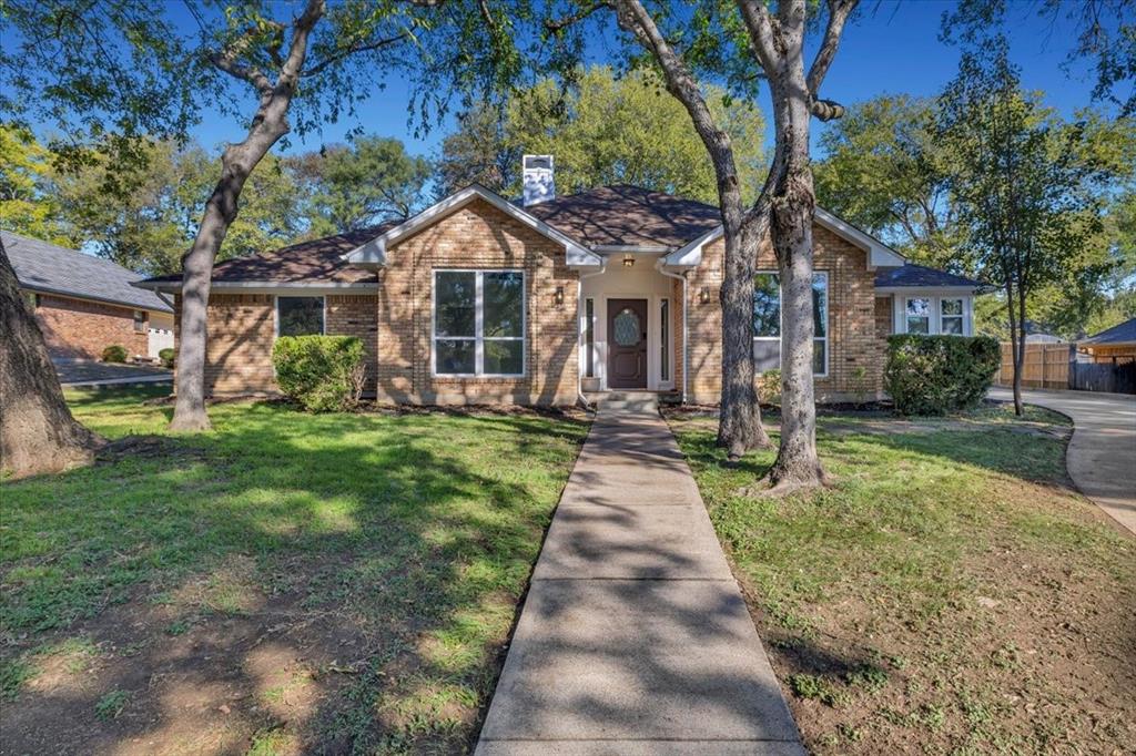 3620 Dahlia Drive, Grand Prairie, TX 75052
