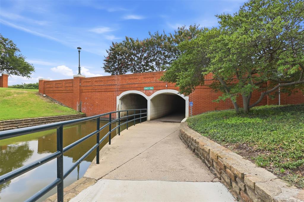 608 Fiesta Circle, Irving, TX 75063