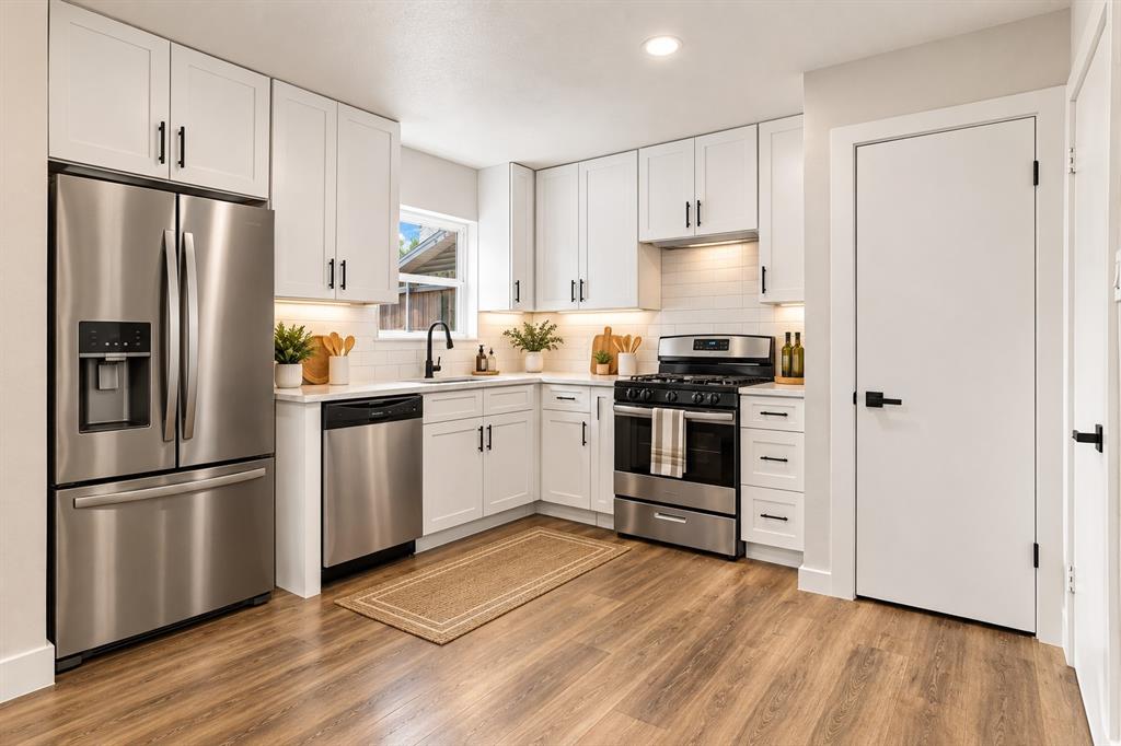 1504 Mosley Drive, Irving, TX 75060