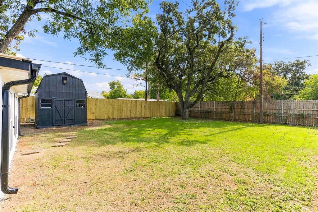 1504 Mosley Drive, Irving, TX 75060