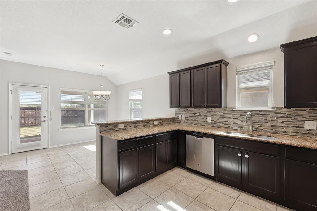 209 Sandy Creek Way, McKinney, TX 75072