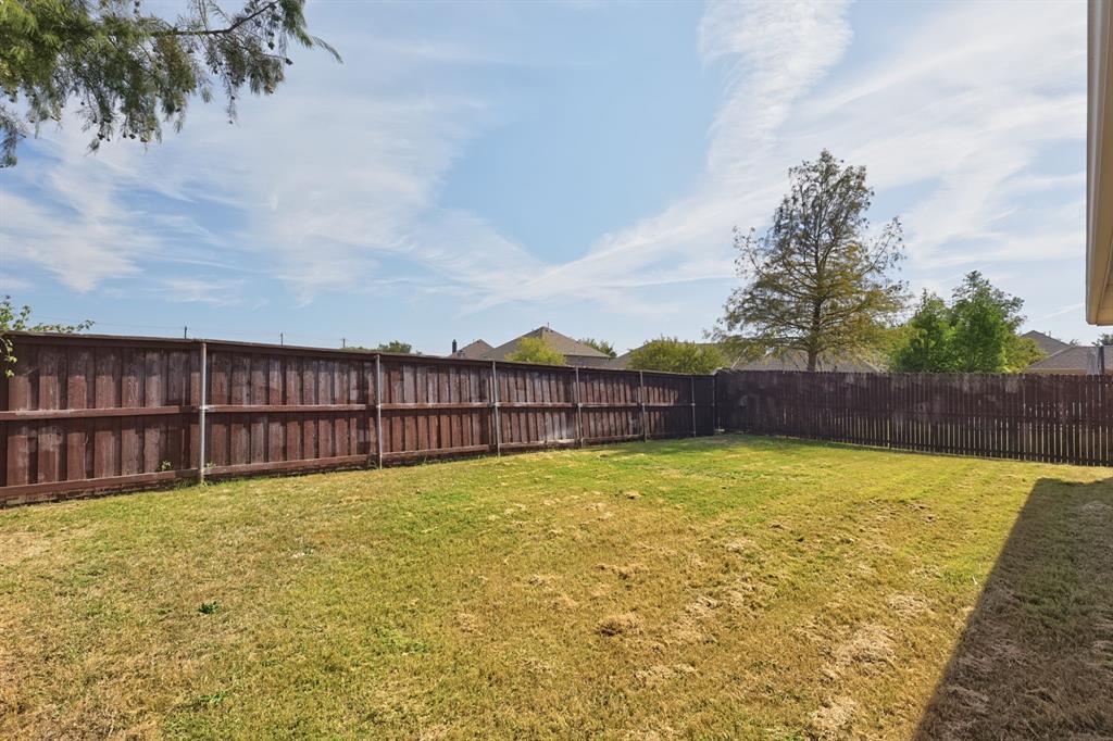 209 Sandy Creek Way, McKinney, TX 75072