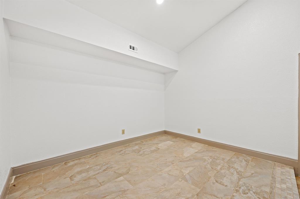 2625 Encina Drive, #4, Irving, TX 75038