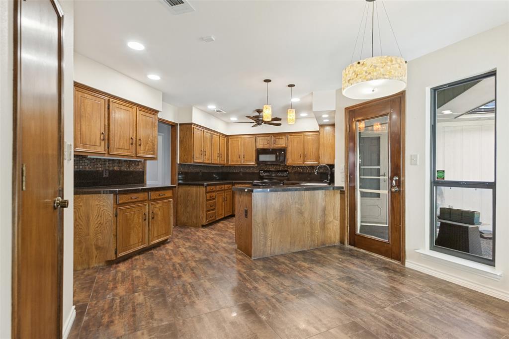2306 Blackberry Drive, Richardson, TX 75082
