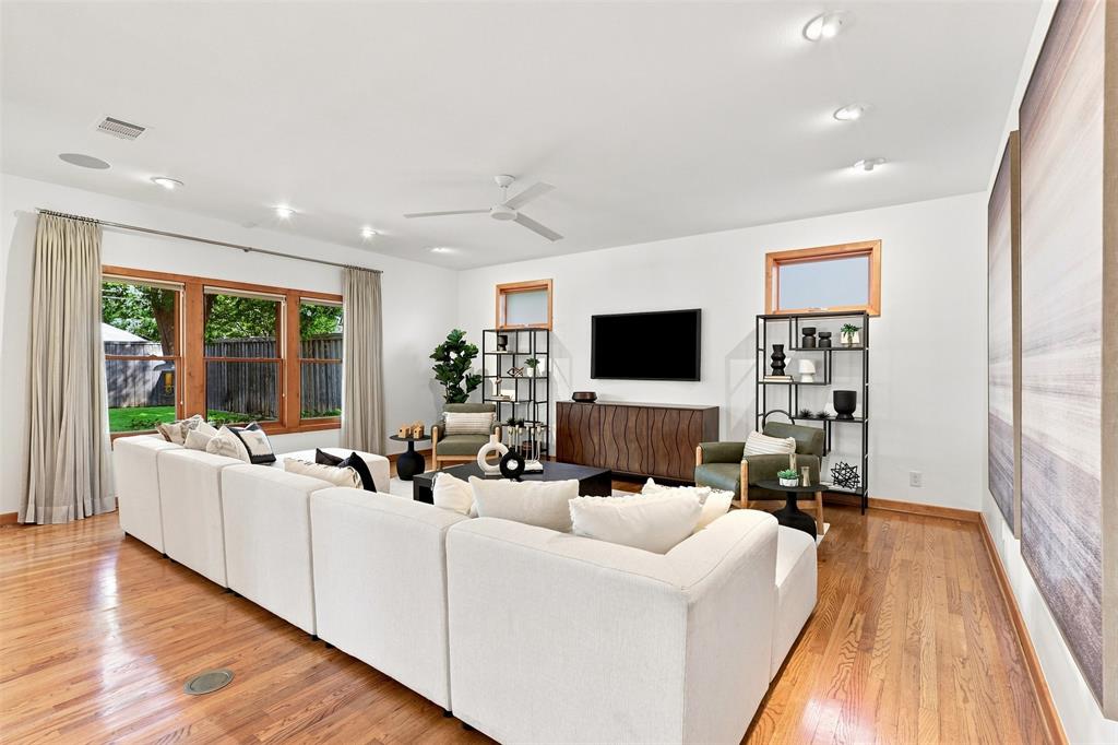 4329 Taos Road, Dallas, TX 75209