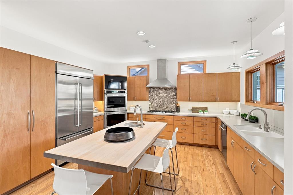 4329 Taos Road, Dallas, TX 75209