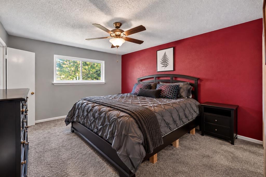 850 Frances Drive, Grand Prairie, TX 75052