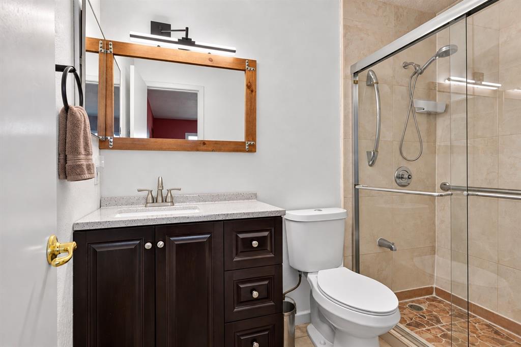 850 Frances Drive, Grand Prairie, TX 75052