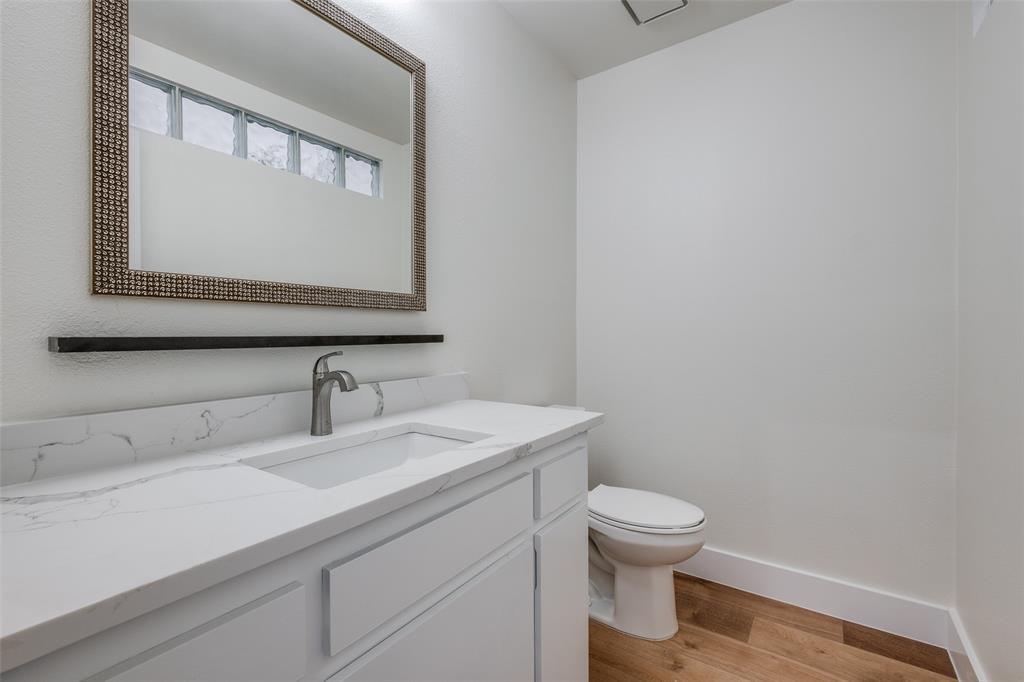 9123 Chapel Valley Road, Dallas, TX 75220