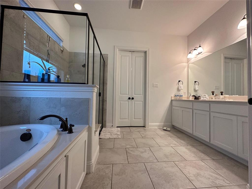 3709 Delta Drive, McKinney, TX 75071 3709 Delta Drive, McKinney, TX 75071