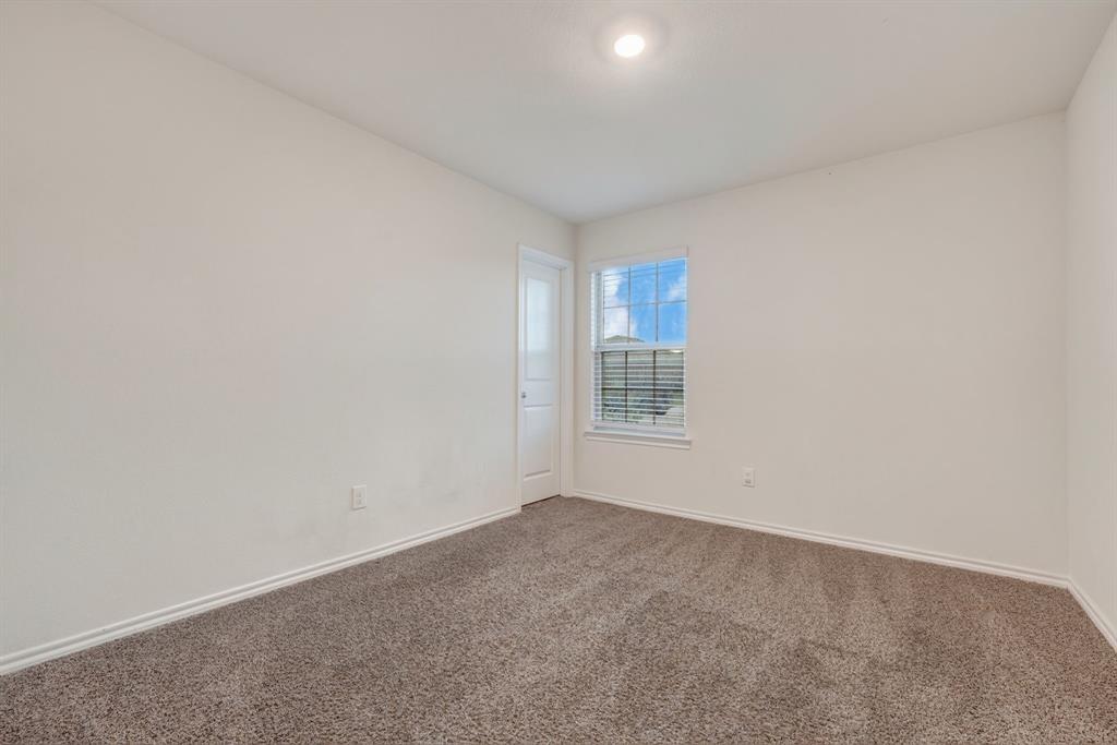 706 Heirloom Lane, Royse City, TX 75189