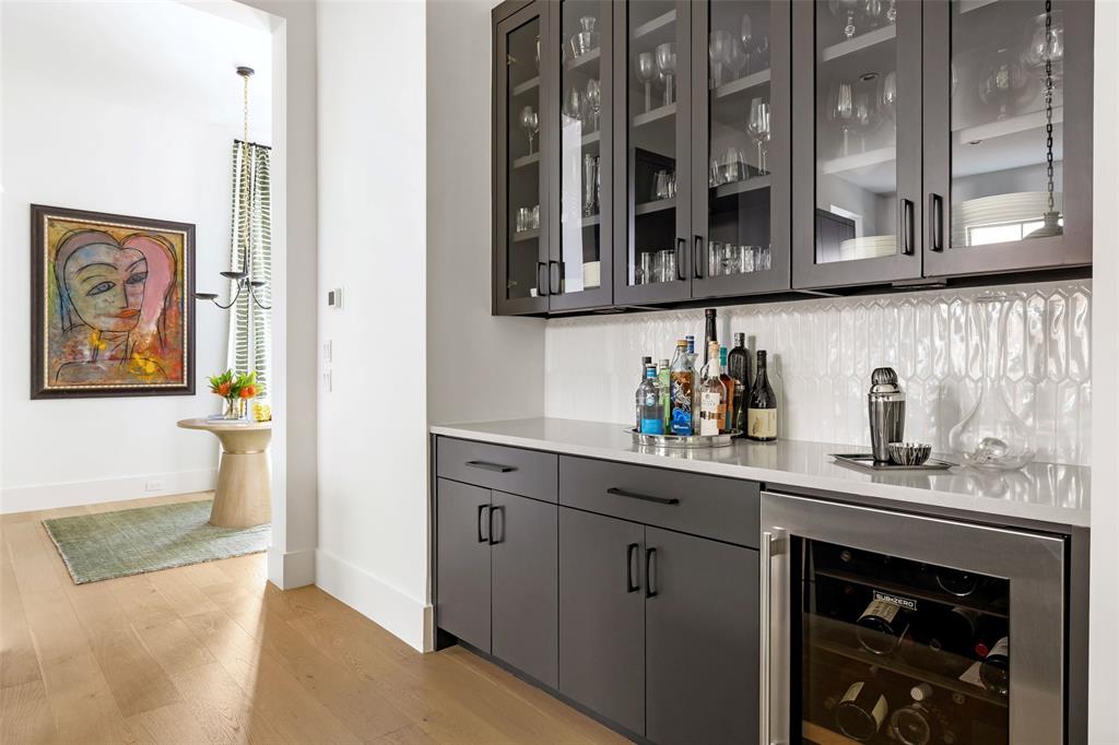 7710 Chatsworth Place, Dallas, TX 75230