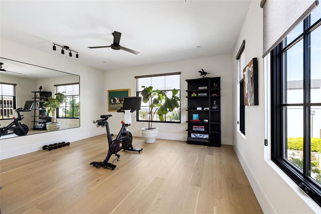 7710 Chatsworth Place, Dallas, TX 75230