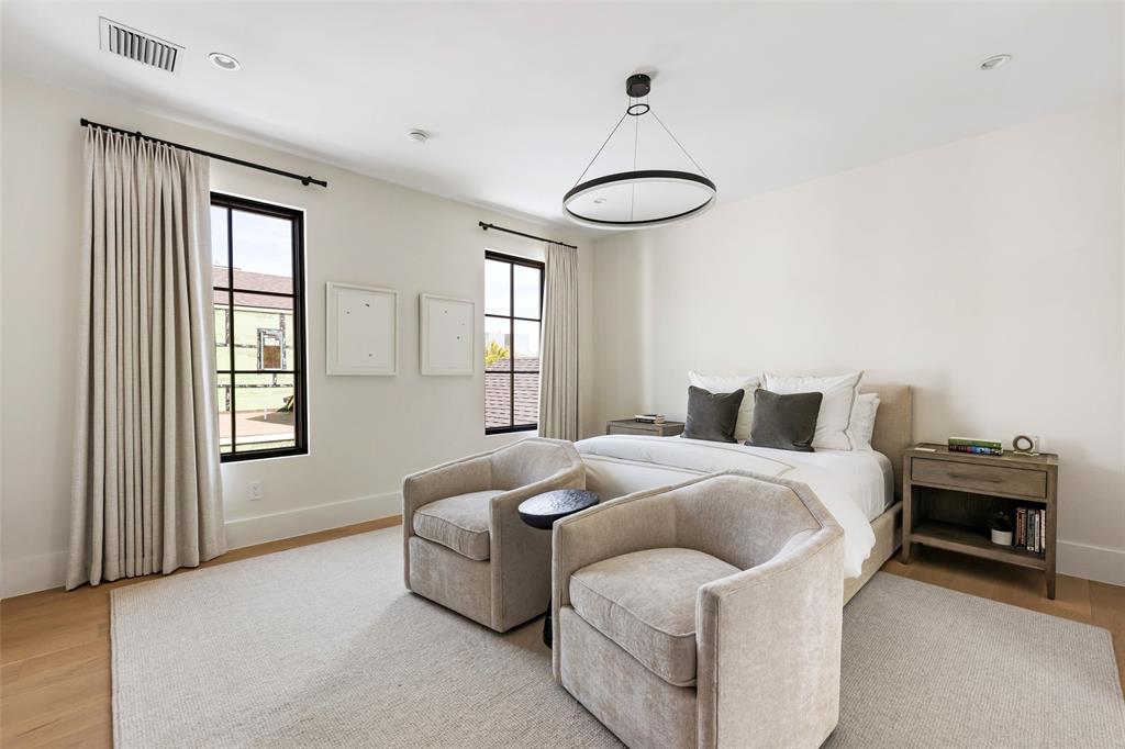 7710 Chatsworth Place, Dallas, TX 75230