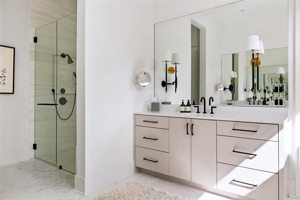 7710 Chatsworth Place, Dallas, TX 75230