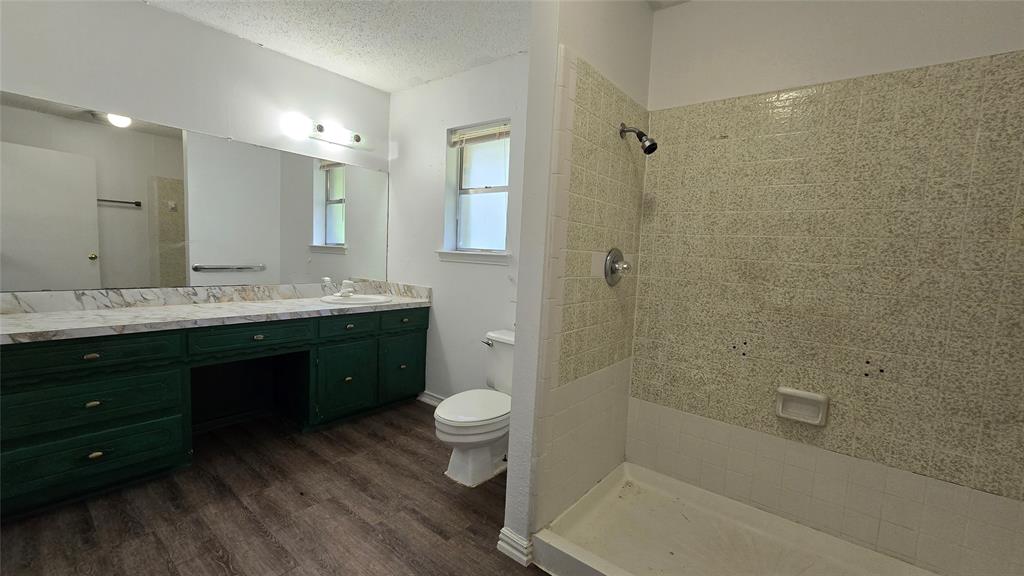 7905 liberty grove, Rowlett, TX 75089
