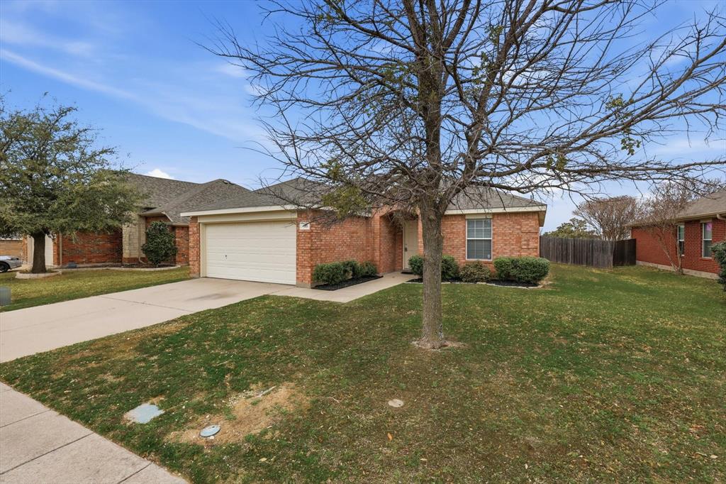 420 Dartmoor Drive, Celina, TX 75009
