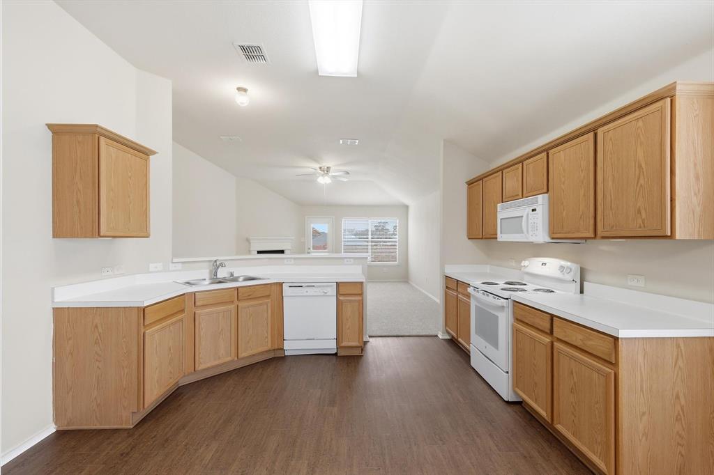 420 Dartmoor Drive, Celina, TX 75009