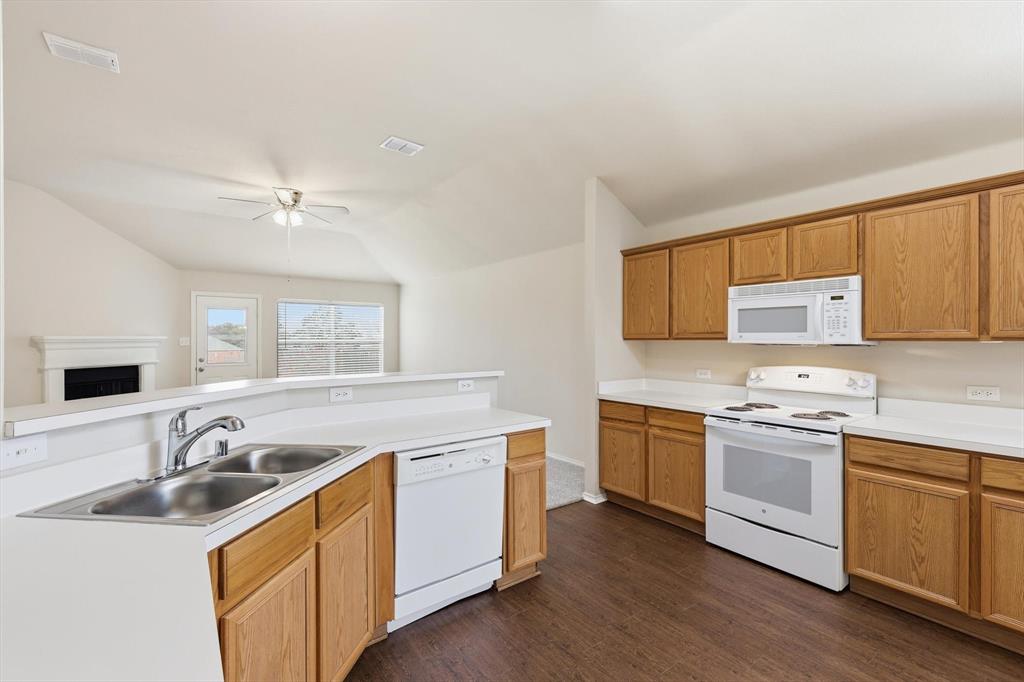 420 Dartmoor Drive, Celina, TX 75009