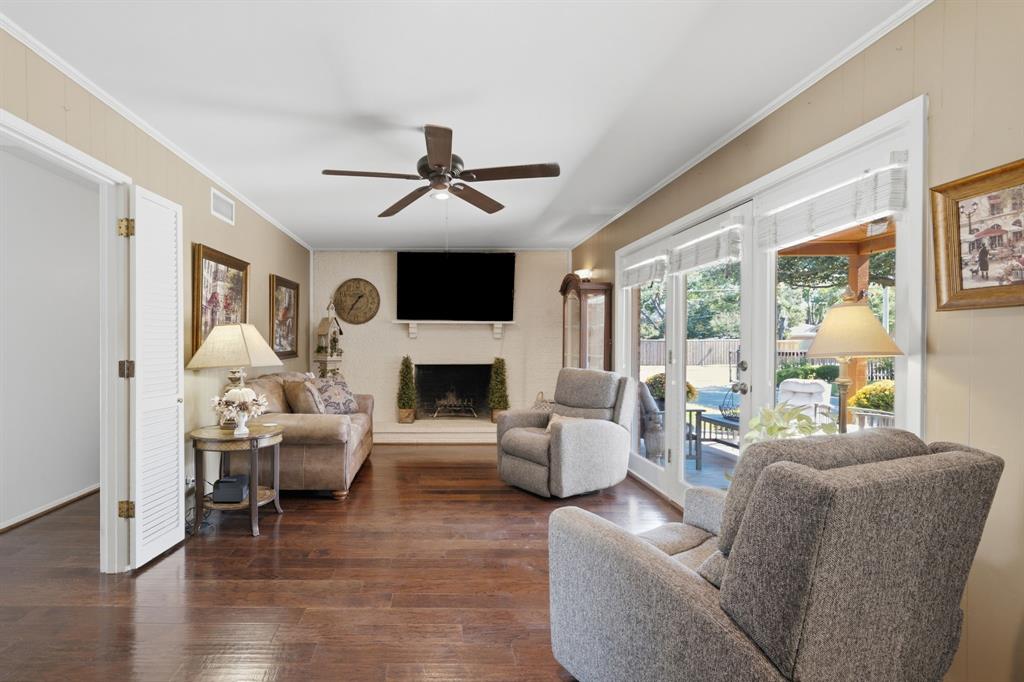 601 Winchester Drive, Richardson, TX 75080 601 Winchester Drive, Richardson, TX 75080