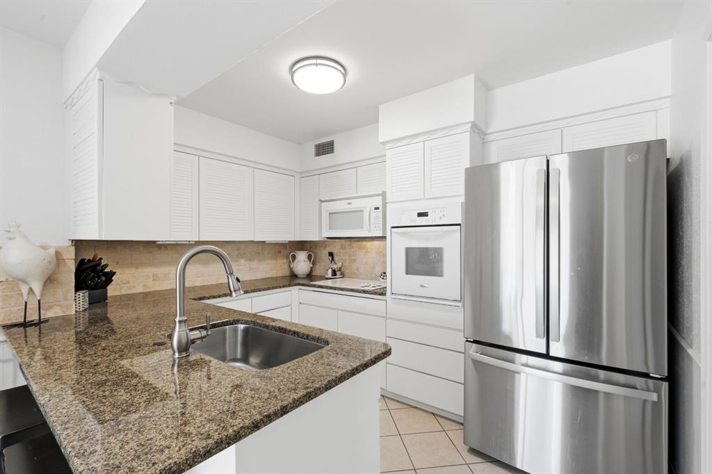 601 Winchester Drive, Richardson, TX 75080