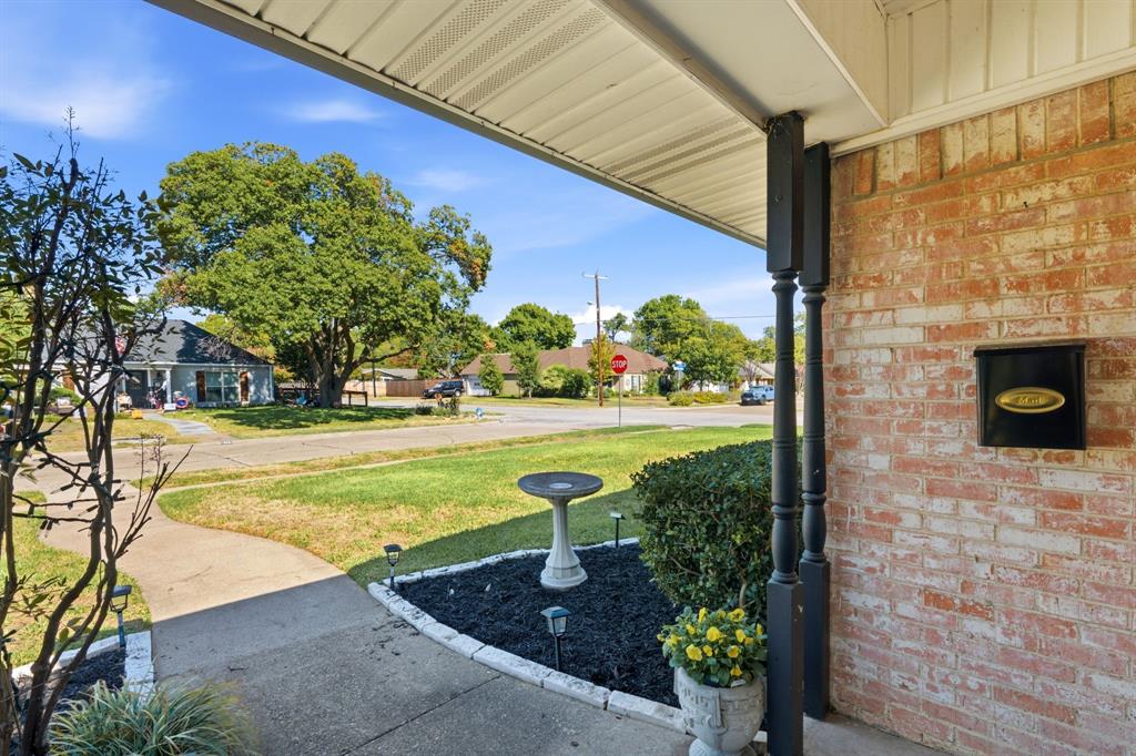601 Winchester Drive, Richardson, TX 75080 601 Winchester Drive, Richardson, TX 75080