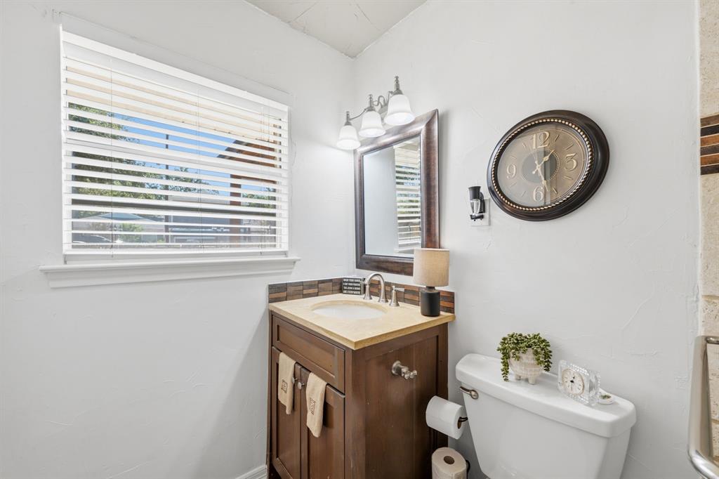 601 Winchester Drive, Richardson, TX 75080